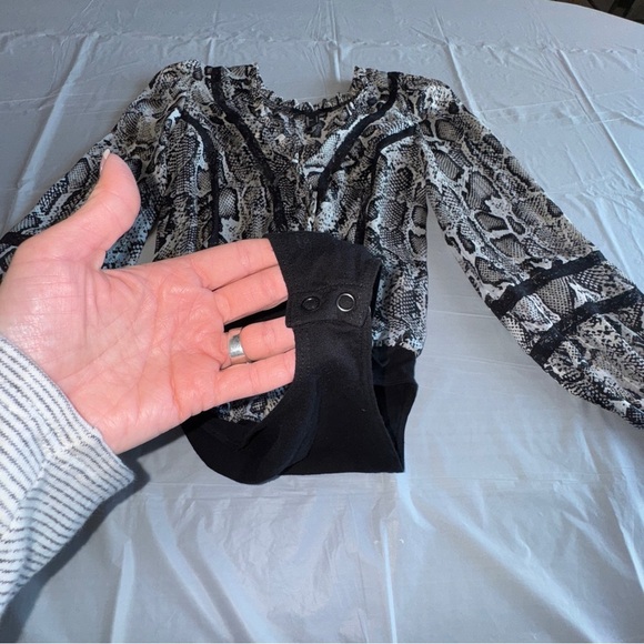 Forever 21 Monochrome Snakeskin Bodysuit - Picture 6 of 6